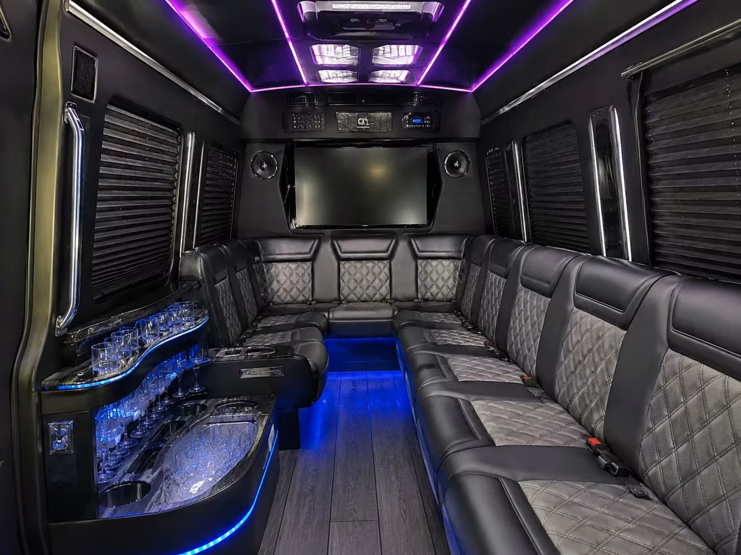 charterbusrentalsantafenm com is the easiest way to arrange multi team tournament transportation in santa fe